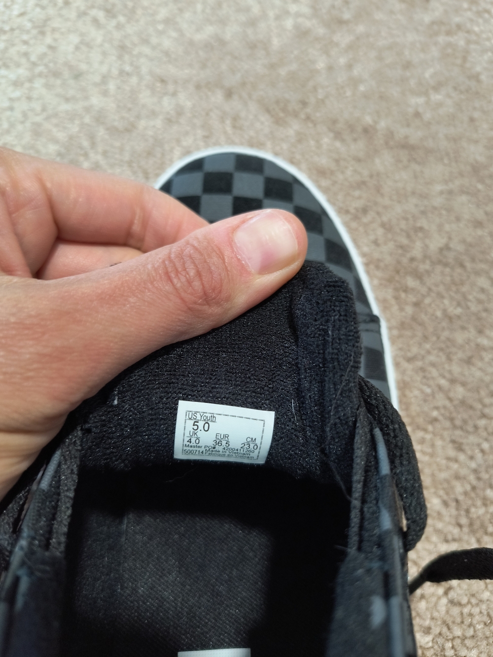 Vans Checkerboard Low-Top Sneakers in Black & Gray - Picture 4 of 4